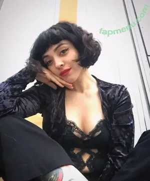 Mon Laferte / monlaferte nude photo #0005
