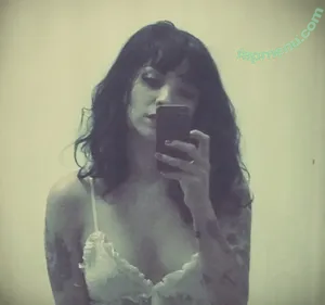 Mon Laferte / monlaferte nude photo #0021