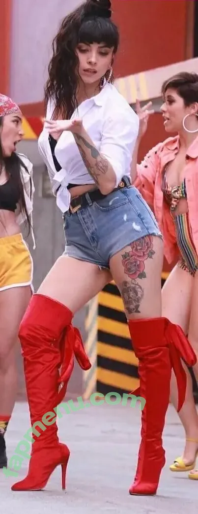Mon Laferte nude photo #0009 (monlaferte)