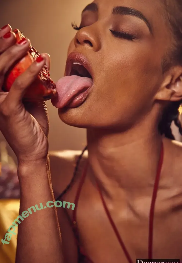 Mona Cruz nude photo #0006 (Mona Cruz)
