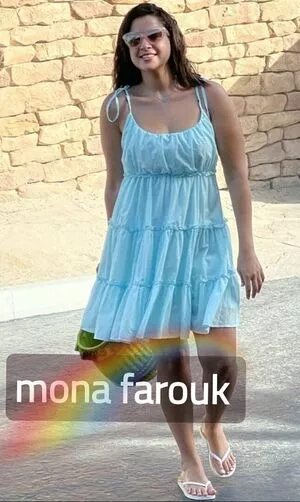 Mona Farouk / mona_farouk_official nude photo #0066