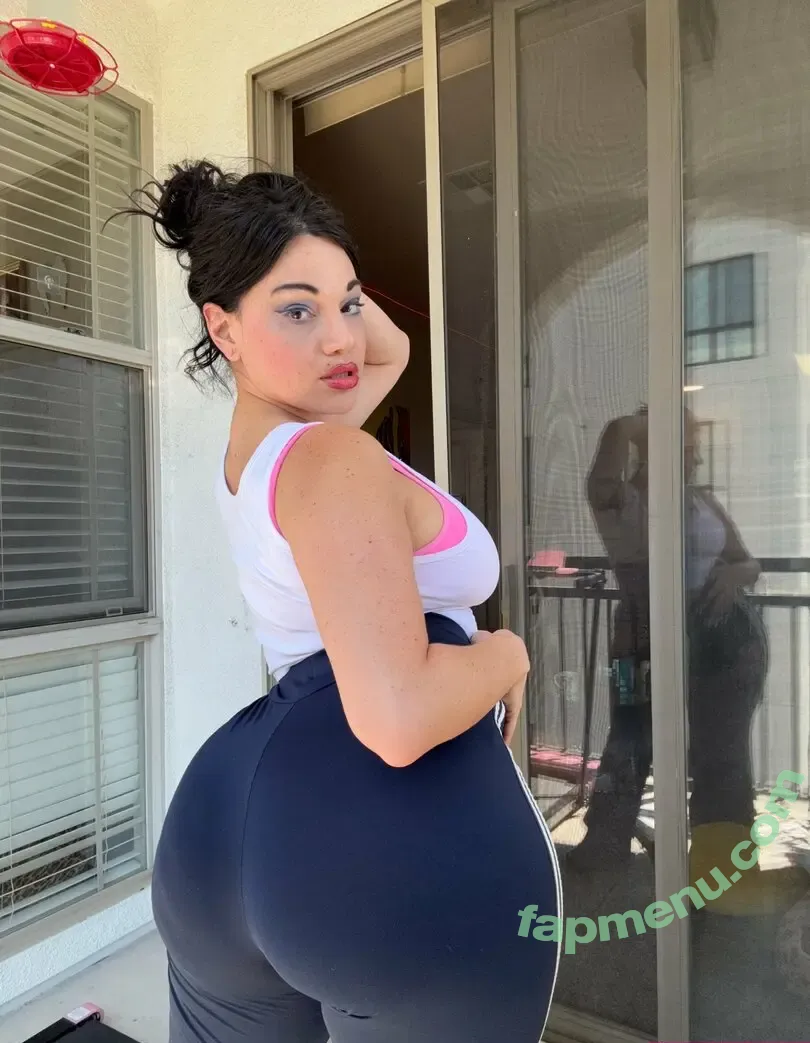 monaazarfree nude photo #0065 (missamerrrickaa)