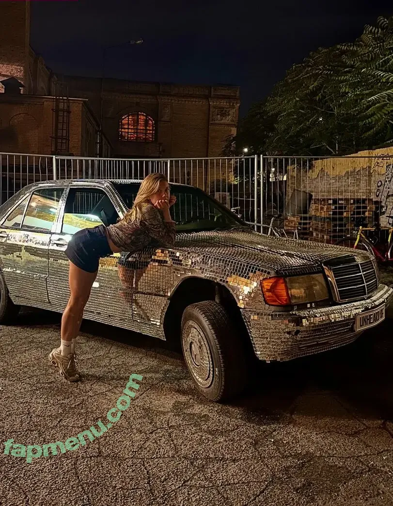 Monalita nude photo #0008 (monahuygelen / rosalitamamacita)