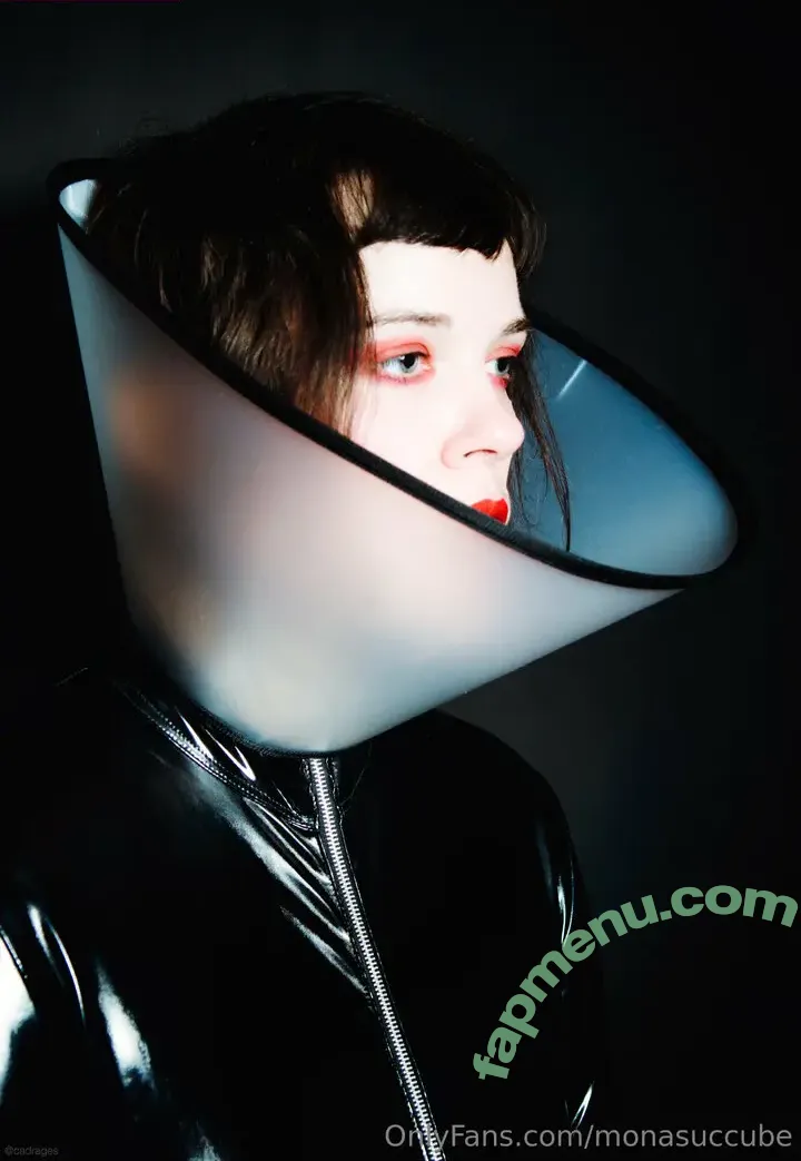 monasuccube nude photo #0076 (monasuccube_)