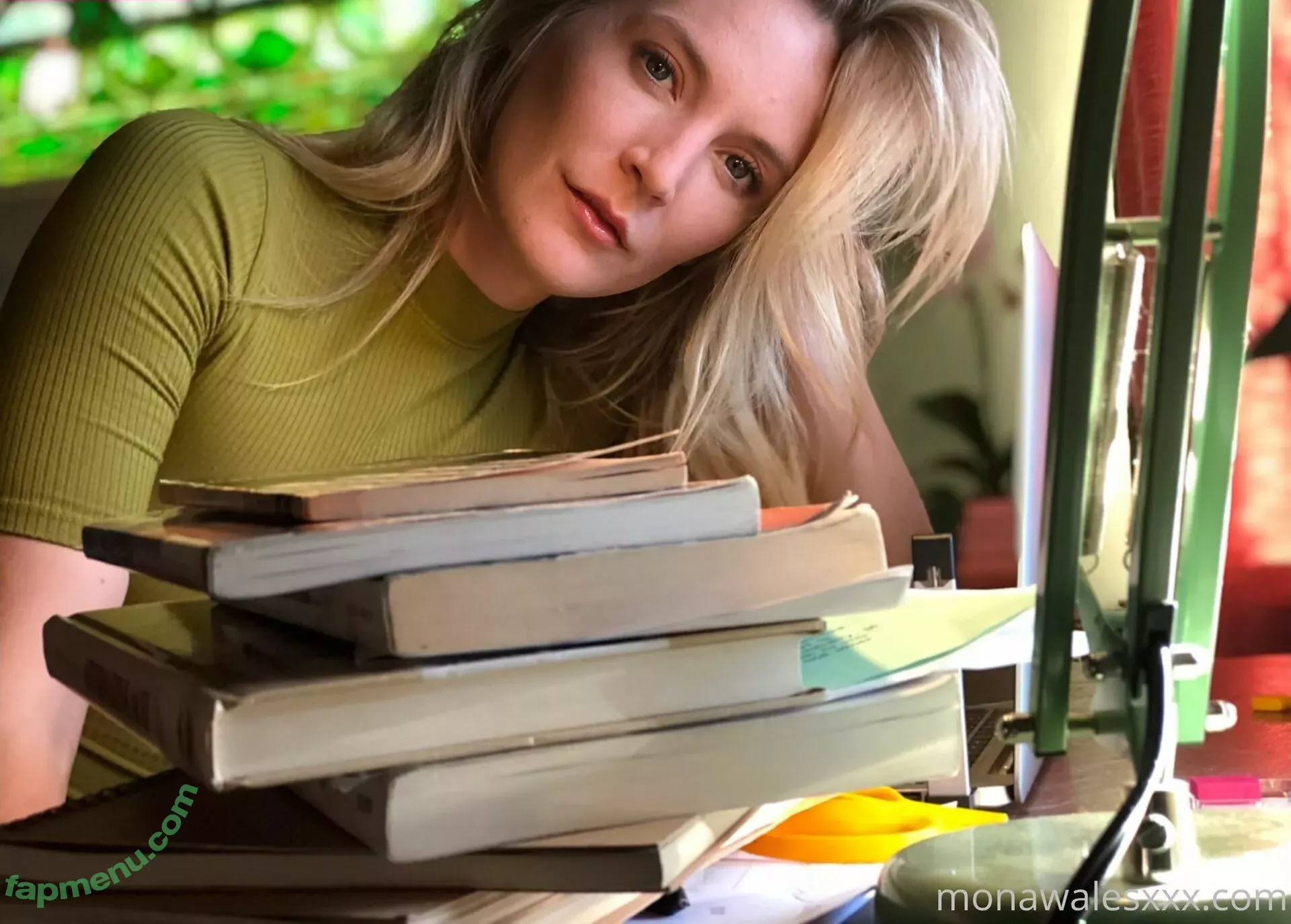 monawalesxxx nude photo #0133 (monawalesxxx)