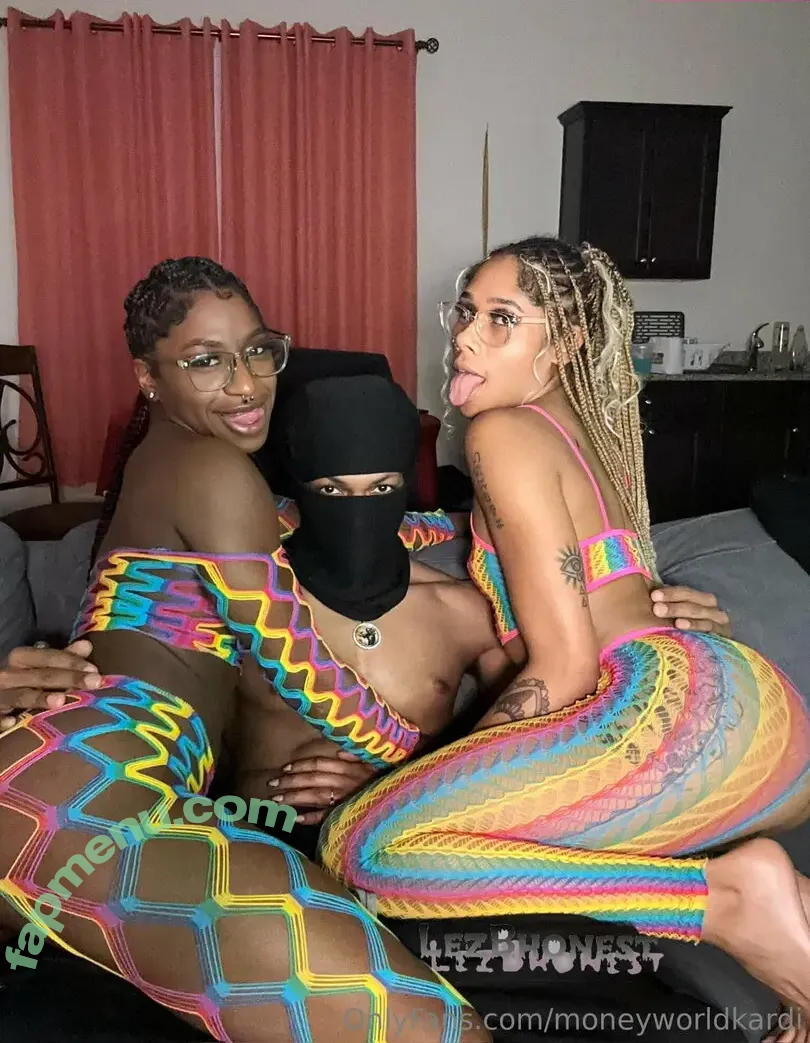 moneyworldkardi nude photo #0241 (mnywrldshow)