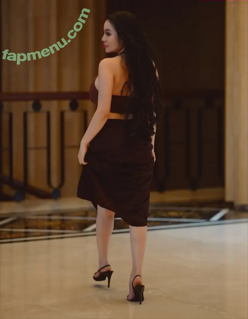 Monica Ardhea nude photo #0021 (monicaardhea.asmara)