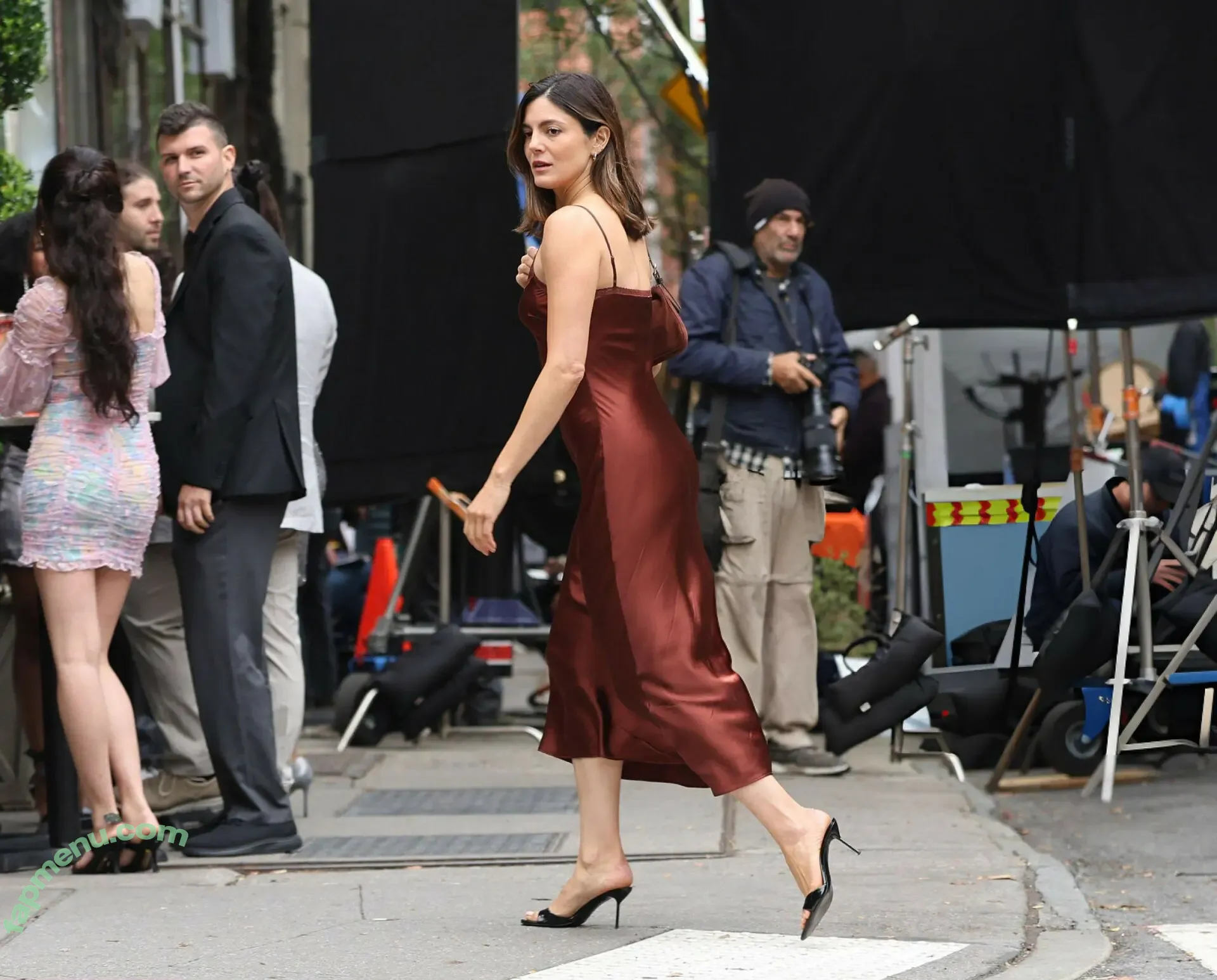 Monica Barbaro nude photo #0455 (monbarb / monicabarbaro)