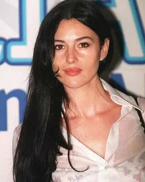 Monica Bellucci / aMonicaBellucci / bellucciginebra / monicabellucciofficiel nude photo #0069