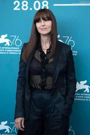 Monica Bellucci / aMonicaBellucci / bellucciginebra / monicabellucciofficiel nude photo #0690