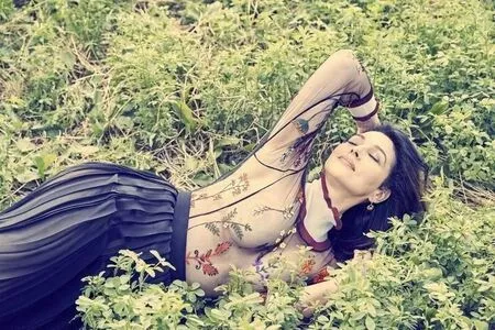 Monica Bellucci / aMonicaBellucci / bellucciginebra / monicabellucciofficiel nude photo #0729