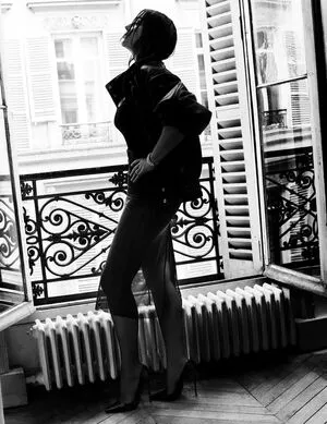 Monica Bellucci / aMonicaBellucci / bellucciginebra / monicabellucciofficiel nude photo #0754