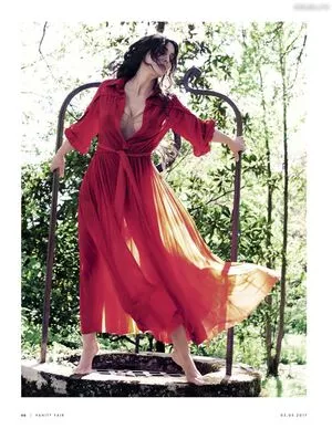 Monica Bellucci / aMonicaBellucci / bellucciginebra / monicabellucciofficiel nude photo #0825