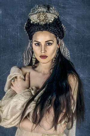 Monica Bellucci / aMonicaBellucci / bellucciginebra / monicabellucciofficiel nude photo #0840