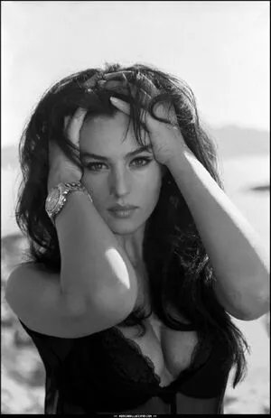 Monica Bellucci / aMonicaBellucci / bellucciginebra / monicabellucciofficiel nude photo #0875
