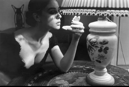 Monica Bellucci / aMonicaBellucci / bellucciginebra / monicabellucciofficiel nude photo #0879