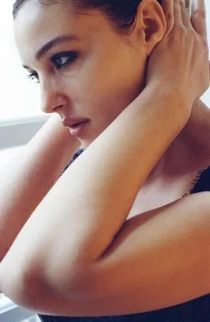 Monica Bellucci / aMonicaBellucci / bellucciginebra / monicabellucciofficiel nude photo #0887