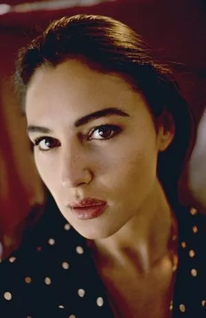 Monica Bellucci / aMonicaBellucci / bellucciginebra / monicabellucciofficiel nude photo #0892