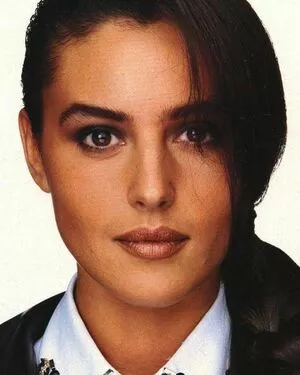 Monica Bellucci / aMonicaBellucci / bellucciginebra / monicabellucciofficiel nude photo #0919