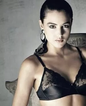 Monica Bellucci / aMonicaBellucci / bellucciginebra / monicabellucciofficiel nude photo #0925