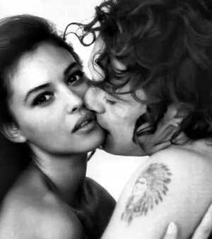 Monica Bellucci / aMonicaBellucci / bellucciginebra / monicabellucciofficiel nude photo #0973