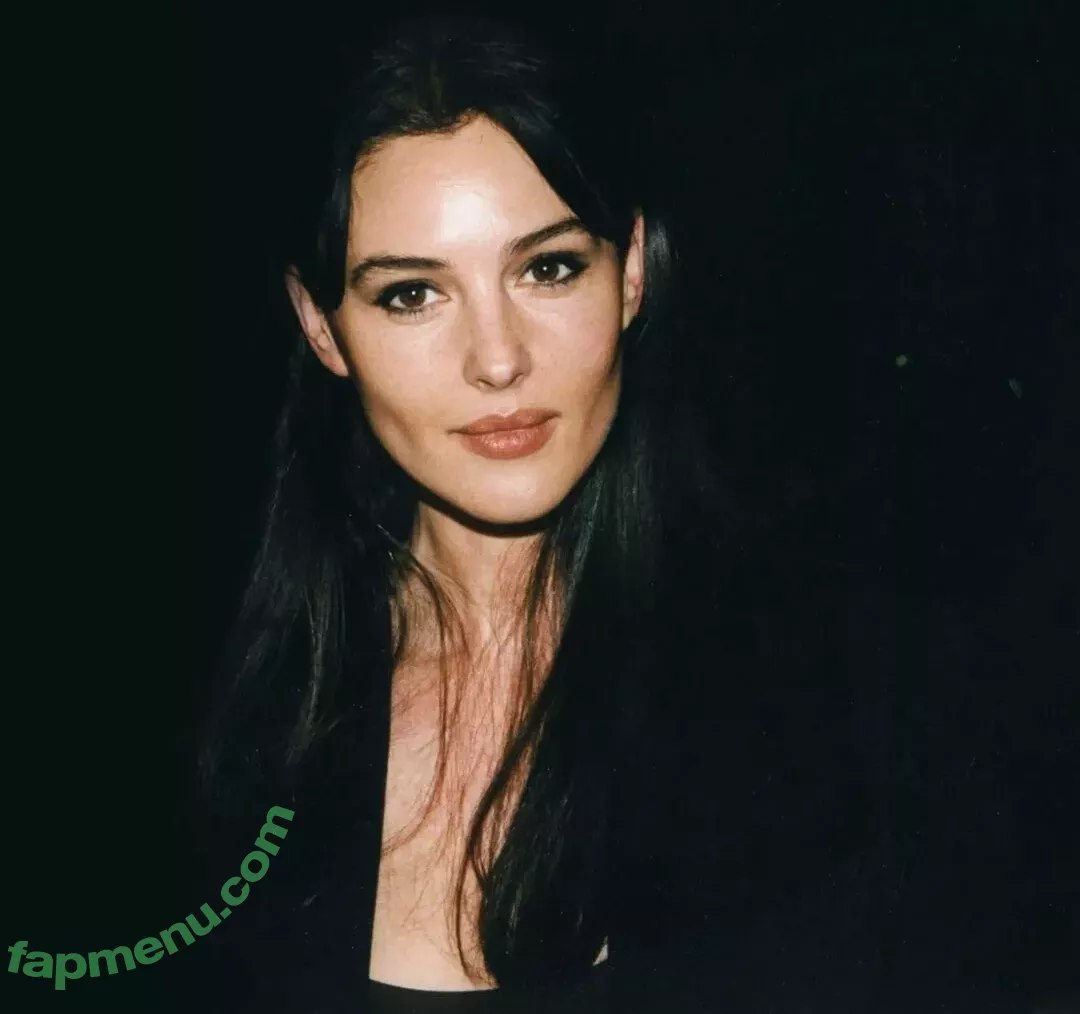 Monica Bellucci nude photo #0241 (aMonicaBellucci / bellucciginebra / monicabellucciofficiel)