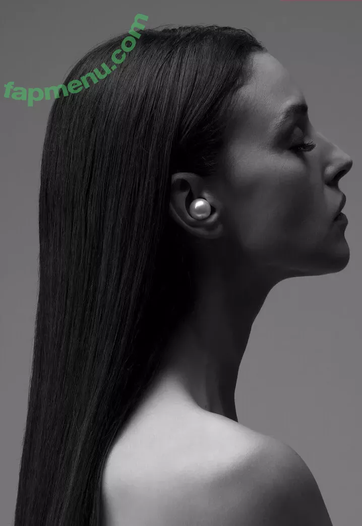 Monica Bellucci nude photo #0606 (aMonicaBellucci / bellucciginebra / monicabellucciofficiel)