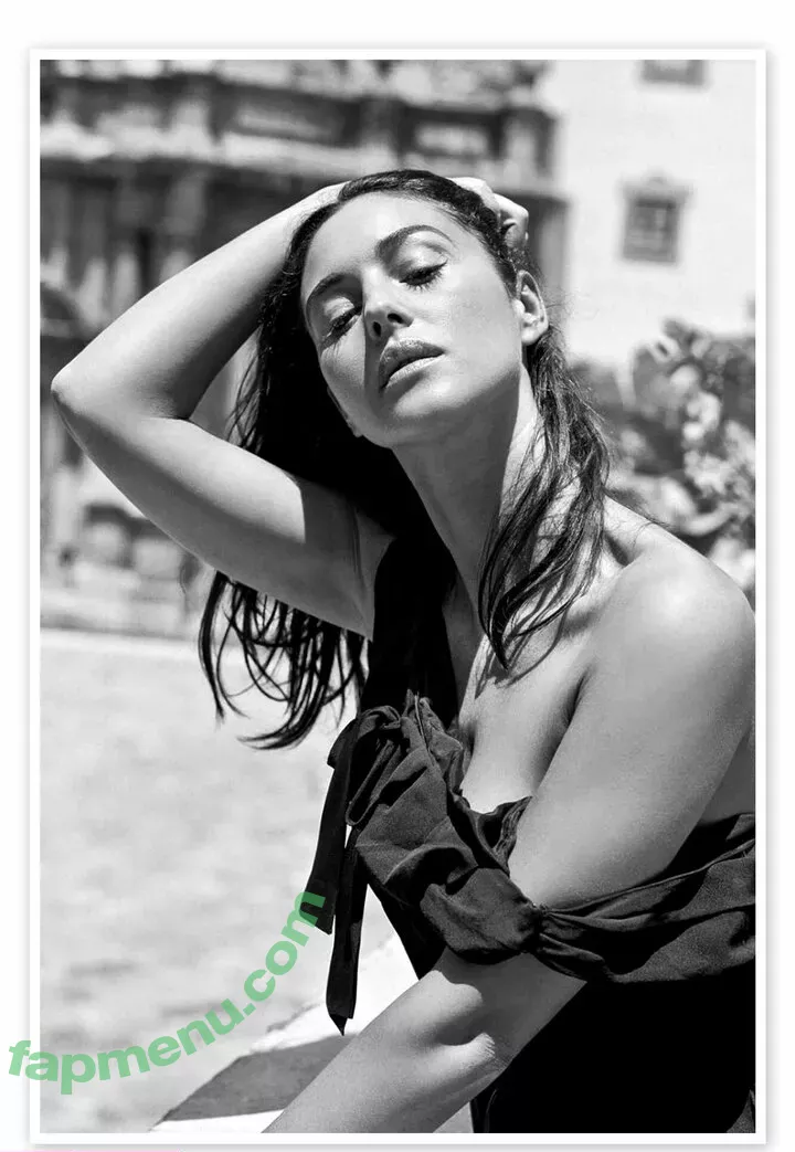 Monica Bellucci nude photo #0771 (aMonicaBellucci / bellucciginebra / monicabellucciofficiel)