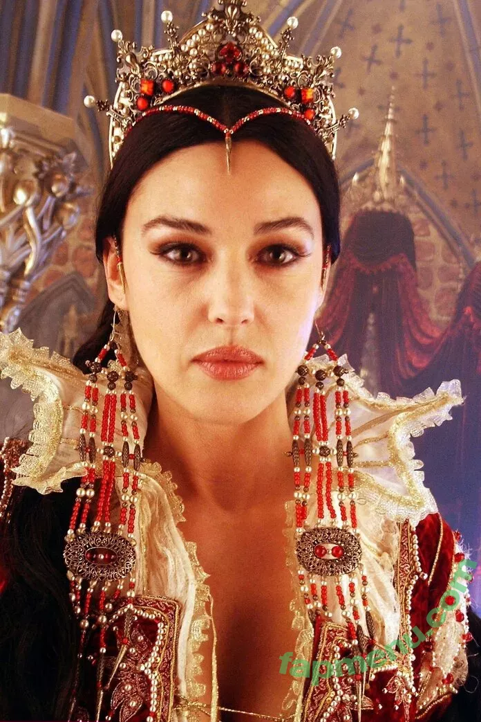 Monica Bellucci nude photo #0798 (aMonicaBellucci / bellucciginebra / monicabellucciofficiel)
