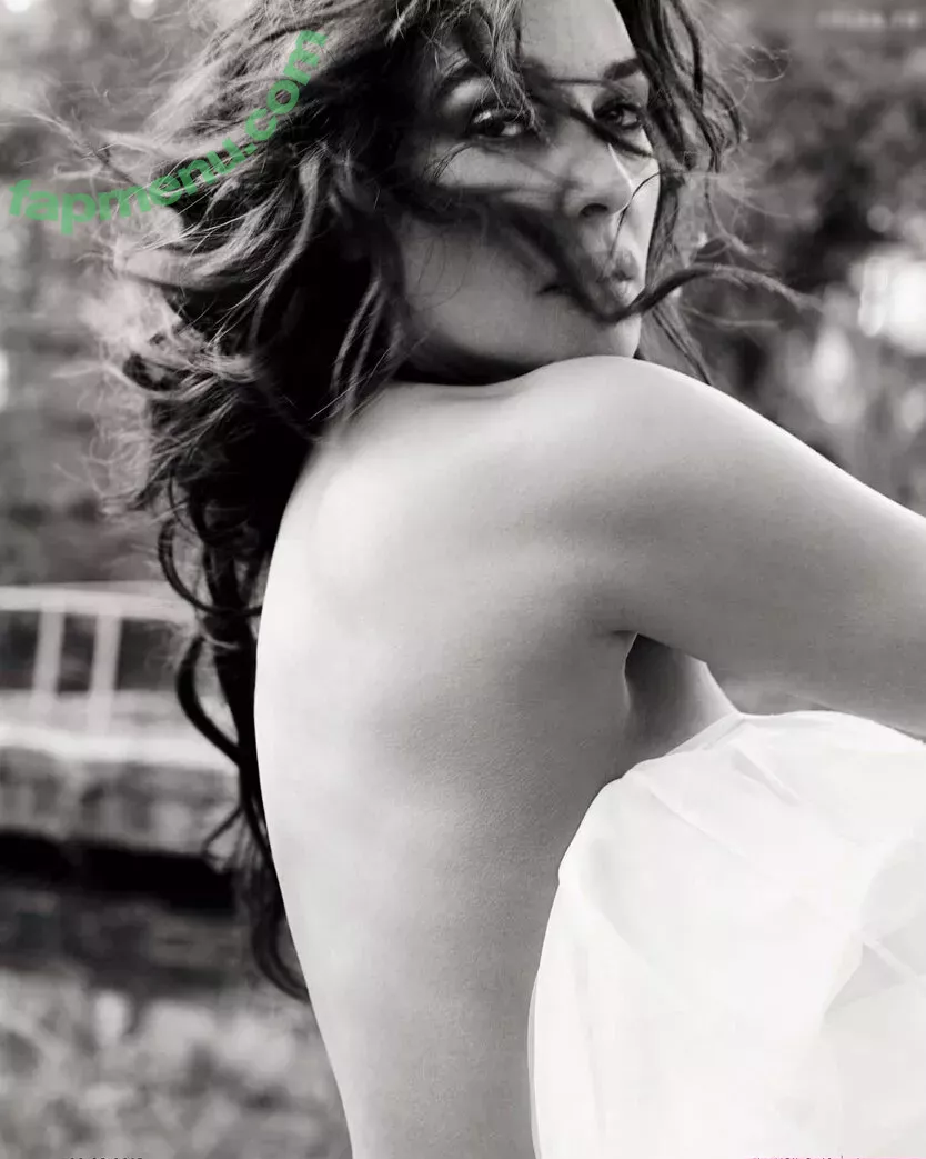 Monica Bellucci nude photo #0827 (aMonicaBellucci / bellucciginebra / monicabellucciofficiel)