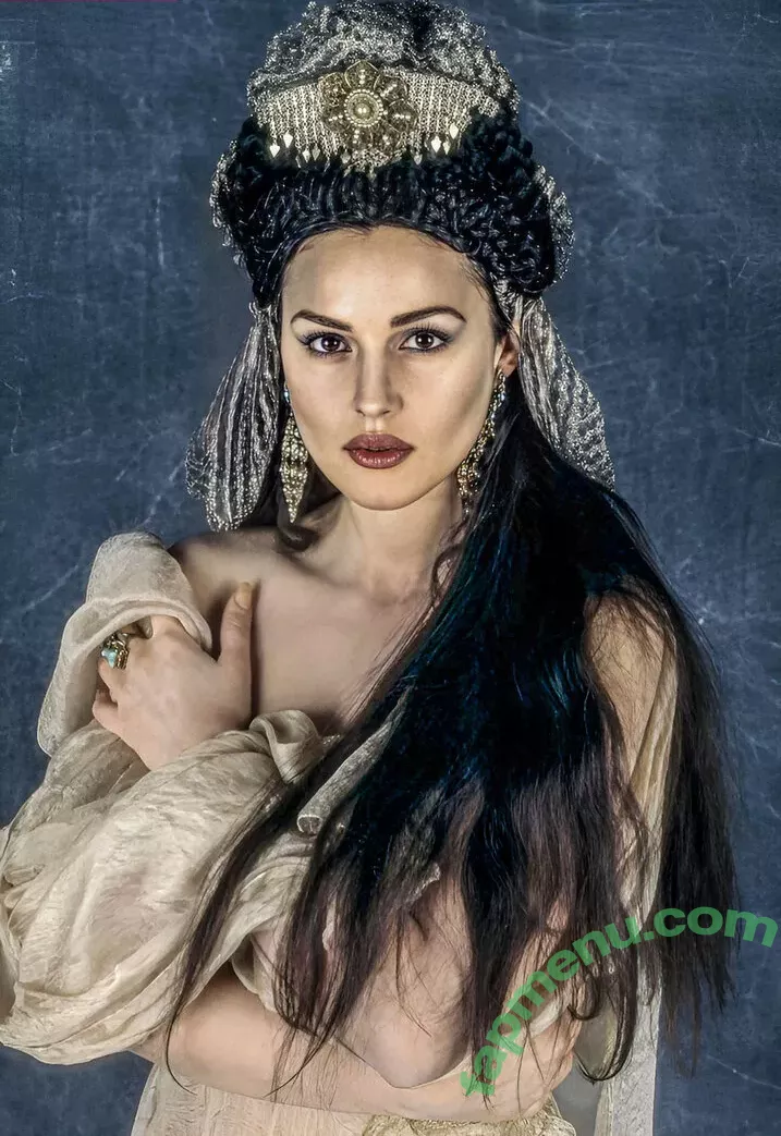 Monica Bellucci nude photo #0840 (aMonicaBellucci / bellucciginebra / monicabellucciofficiel)