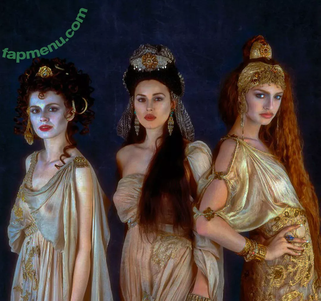 Monica Bellucci nude photo #0843 (aMonicaBellucci / bellucciginebra / monicabellucciofficiel)