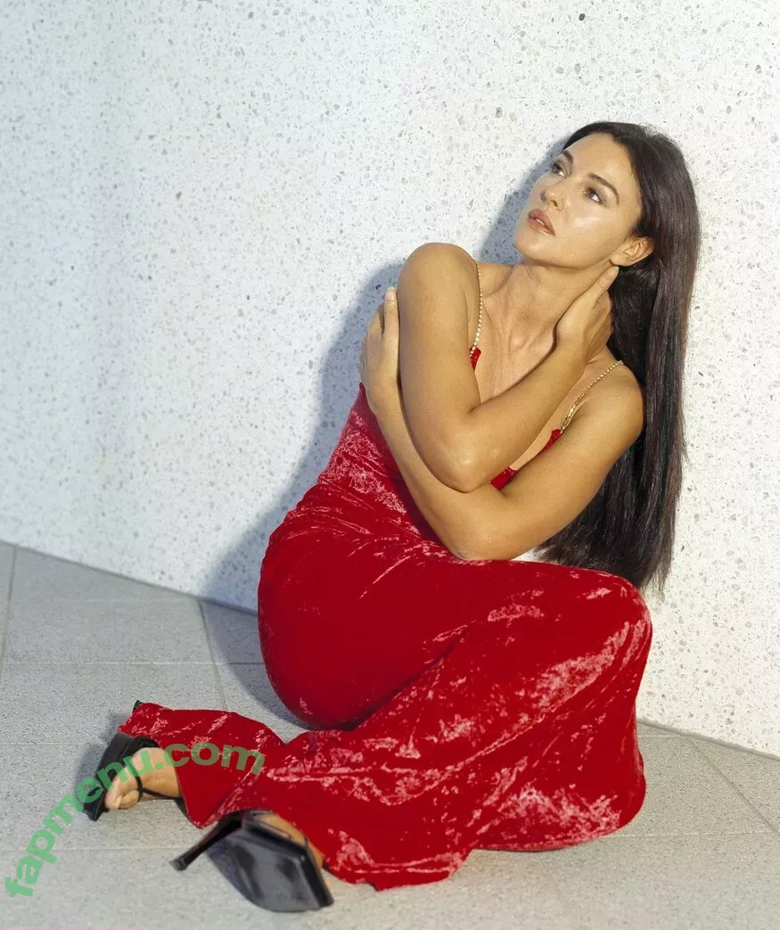 Monica Bellucci nude photo #0866 (aMonicaBellucci / bellucciginebra / monicabellucciofficiel)