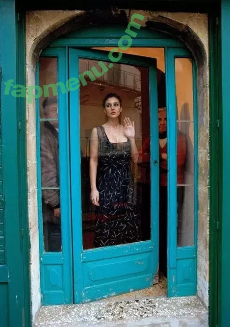 Monica Bellucci nude photo #0906 (aMonicaBellucci / bellucciginebra / monicabellucciofficiel)