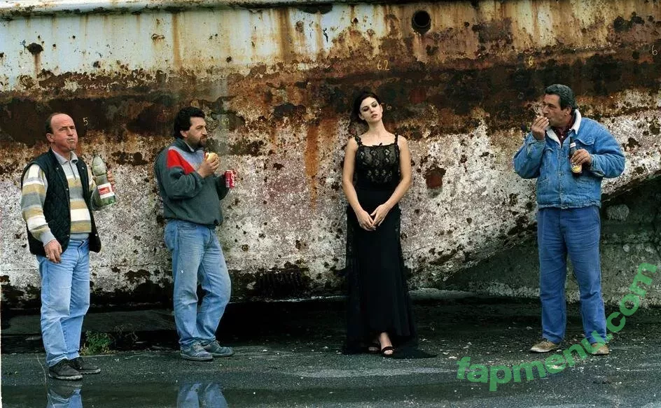 Monica Bellucci nude photo #0908 (aMonicaBellucci / bellucciginebra / monicabellucciofficiel)