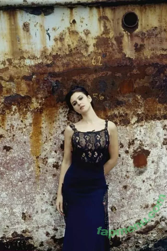 Monica Bellucci nude photo #0909 (aMonicaBellucci / bellucciginebra / monicabellucciofficiel)