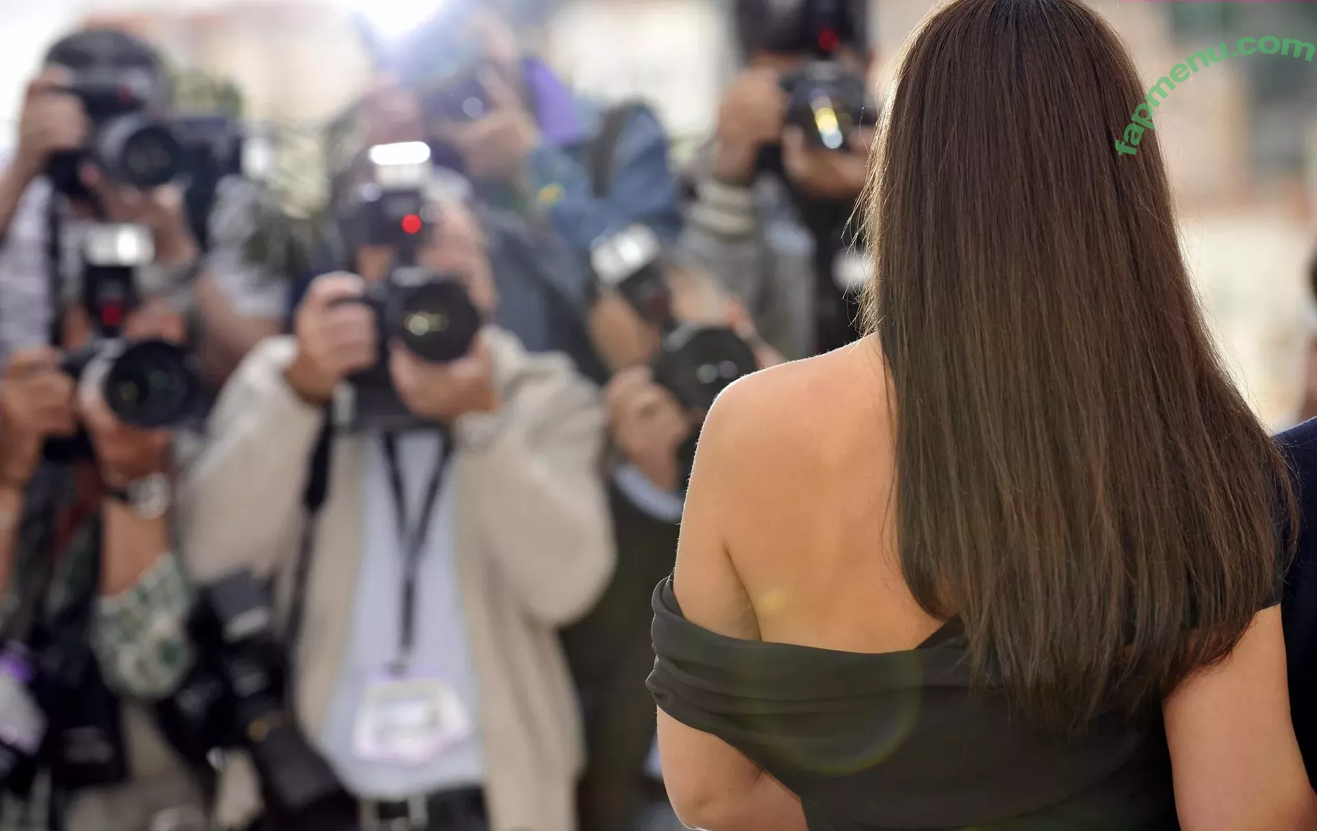 Monica Bellucci nude photo #0940 (aMonicaBellucci / bellucciginebra / monicabellucciofficiel)