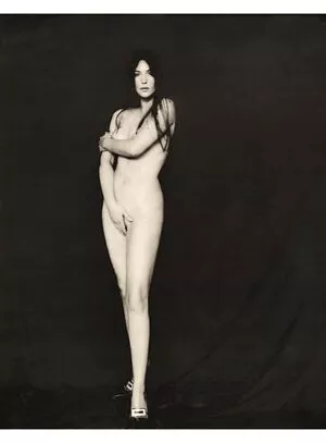 Monica Bellucci / aMonicaBellucci / bellucciginebra / monicabellucciofficiel nude photo #1000