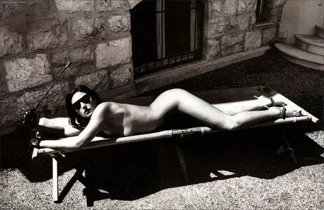 Monica Bellucci / aMonicaBellucci / bellucciginebra / monicabellucciofficiel nude photo #1264