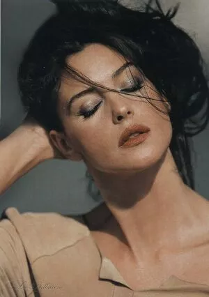 Monica Bellucci / aMonicaBellucci / bellucciginebra / monicabellucciofficiel nude photo #1449