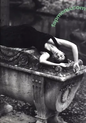 Monica Bellucci / aMonicaBellucci / bellucciginebra / monicabellucciofficiel nude photo #1644