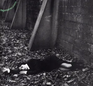 Monica Bellucci / aMonicaBellucci / bellucciginebra / monicabellucciofficiel nude photo #1645