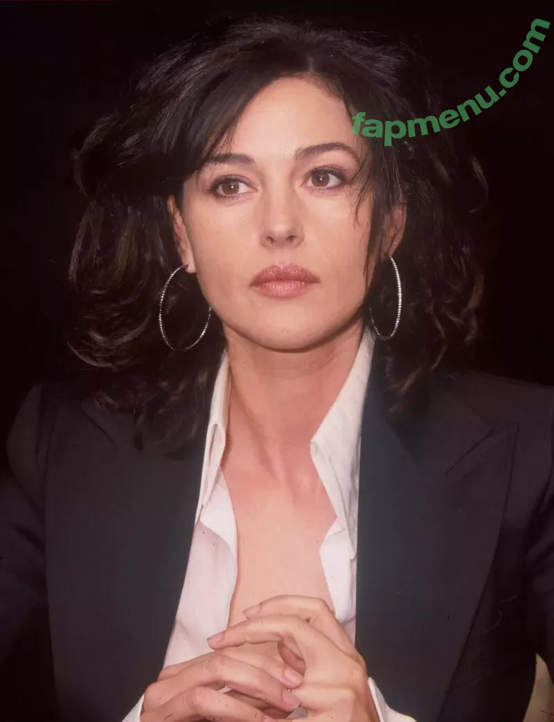 Monica Bellucci nude photo #1366 (aMonicaBellucci / bellucciginebra / monicabellucciofficiel)