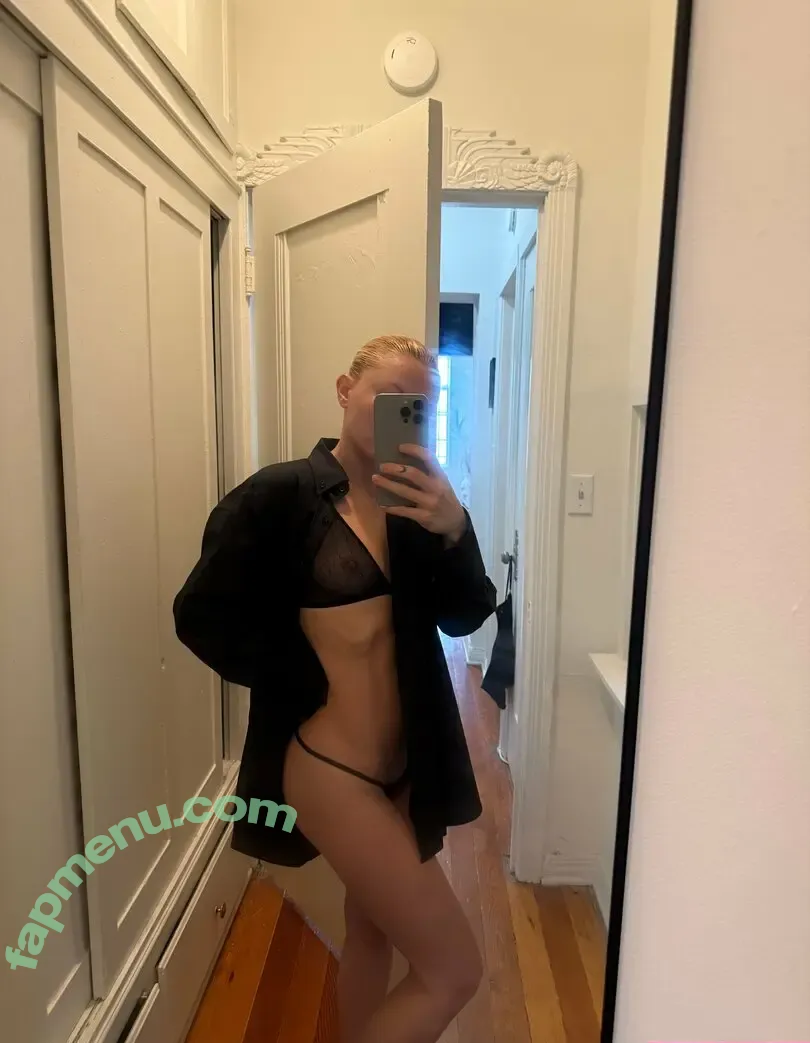 Monica Corgan nude photo #0104 (monicacorgan)