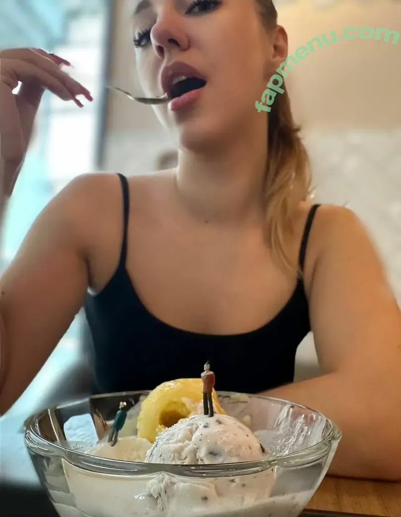 monicabalduin nude photo #0096 (monica.baldwin)