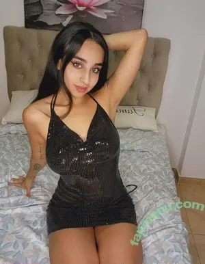  nude photo #0003