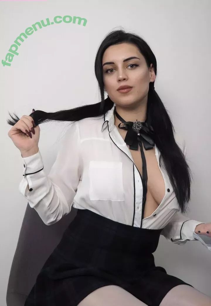 Monie Kulh nude photo #0292 (Moniekulh)