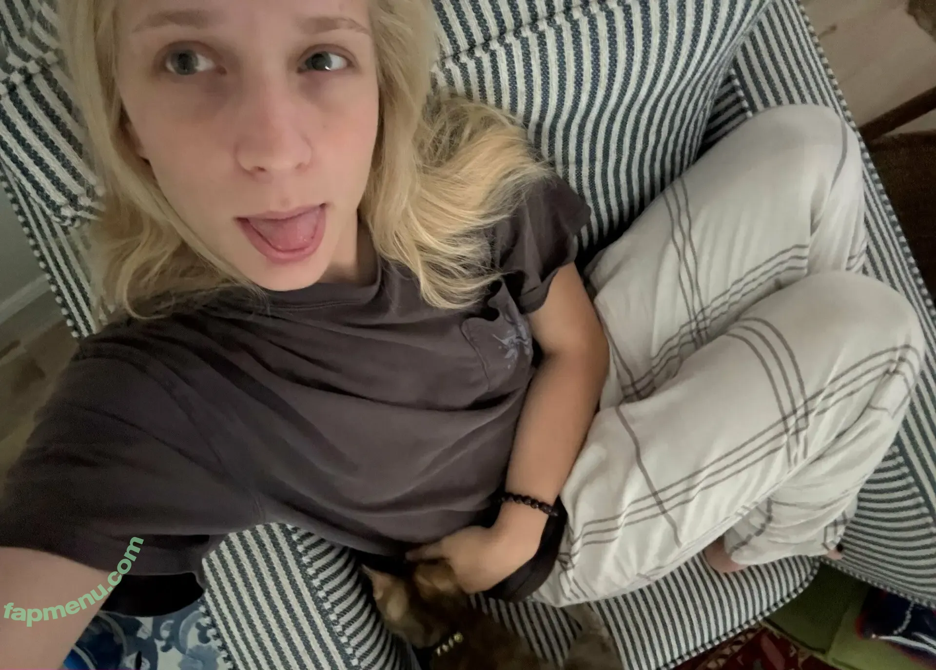 monikaisfinny nude photo #0018 (monikaisfinny)