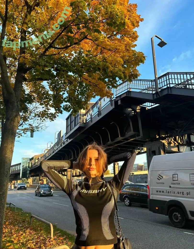 monikarose nude photo #0008 (itsmonikarose)