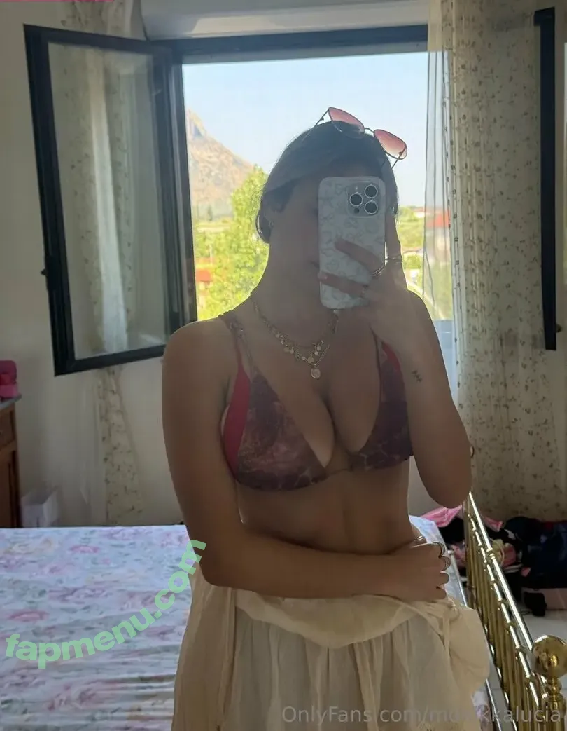 monikkalucia nude photo #0021 (monikkamancini)